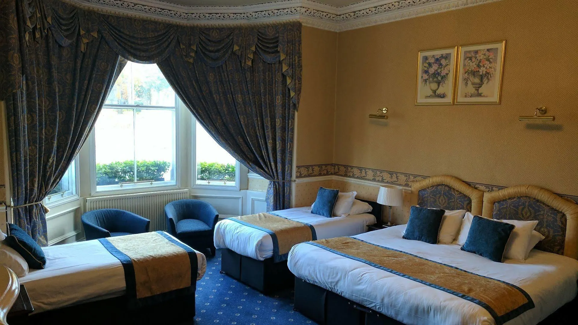 Edinburgh Lodge West End Birleşik Krallık