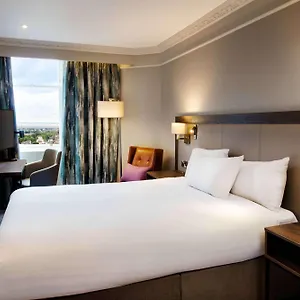 Hilton Carlton Otel