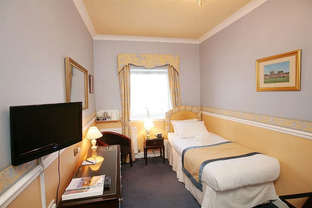 Edinburgh Lodge West End